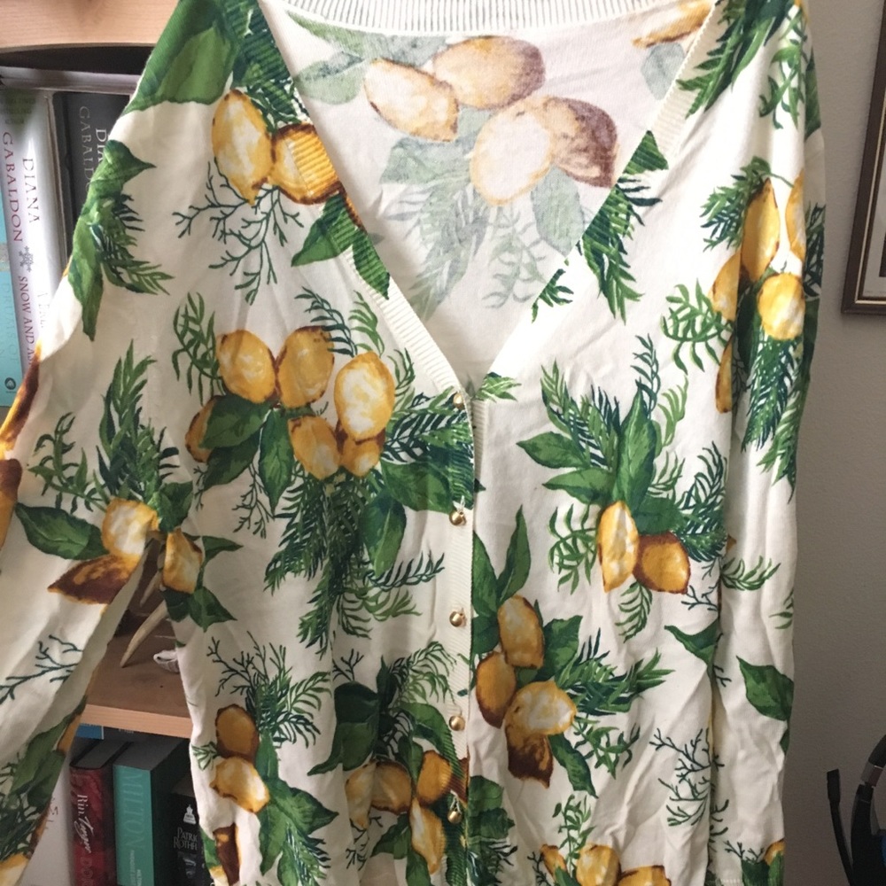 Botanical lemon print button-up blouse